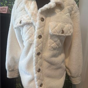 Women's Cream Quilted Jacket p41